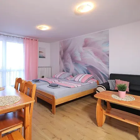 Apartamenty Czestochowa Lägenhet *